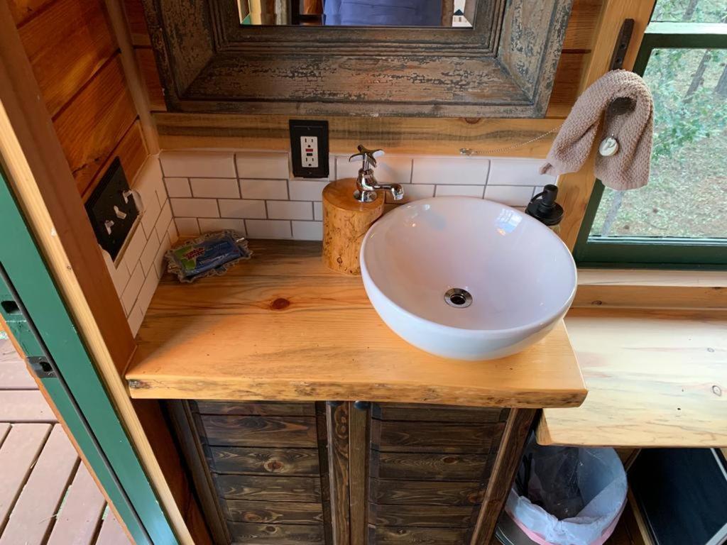 Treehouse Ranch Hotel Goldendale Buitenkant foto