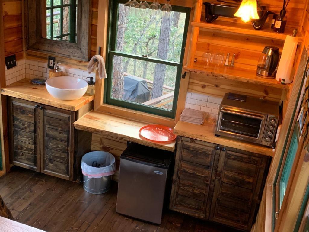 Treehouse Ranch Hotel Goldendale Buitenkant foto